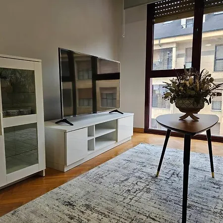 627a Moderno Apto Centro Апартаменти *